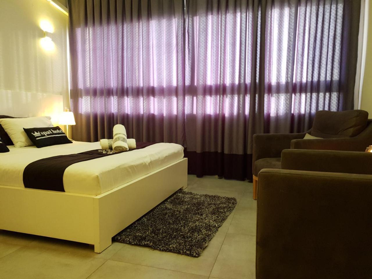 Spat Hotel Ashdod Exterior photo